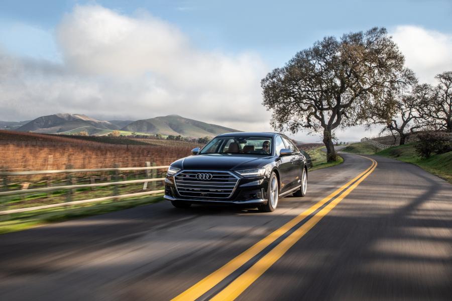  Audi S8 (D5) 2019 года  (NA) (фото 17 из 40)